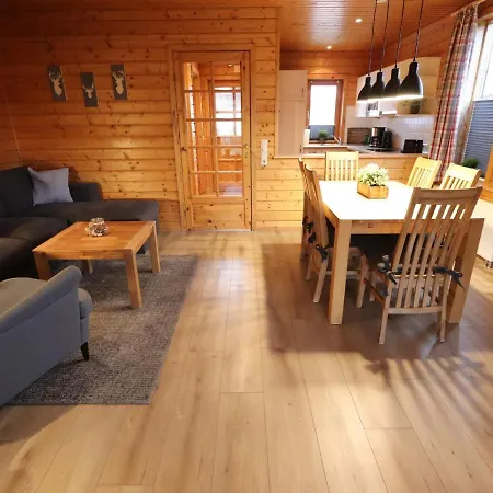 Holiday home Doppelhaushaelfte In